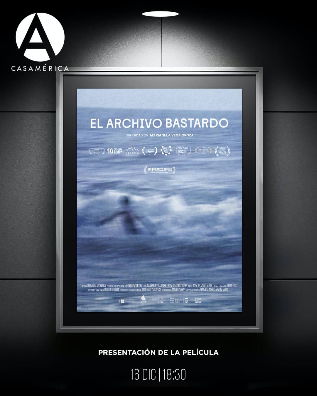 🎬 Proyección de ‘El archivo bastardo’ (@elarchivobastardofilm - Perú, 2024), de Marianela Vega Oroza, en una nueva sesión de Los Martes del Documental. La película propone una exploración personal de los archivos familiares como espacio de memoria, relectura y reconstrucción del vínculo entre generaciones.

👥 Coloquio posterior con Marianela Vega Oroza y Carla Valdés León.

📅 Martes 16 de diciembre.
⌚ 18:30.
📍 Sala Iberia.
🎟️ Entrada libre hasta completar aforo.

🤝 Con Blue producciones.

🔗 Más información en nuestra web, enlace en la biografía.

#ElArchivoBastardo #CineDocumental #LosMartesDelDocumental #Perú #CineIberoamericano #CasaDeAmérica
