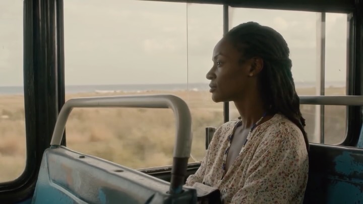 🎬 Estreno de 'Vicenta B.', del cineasta Carlos Lechuga.

Una madre cubana que sobrevive en La Habana aferrada a su fe ve cómo su mundo espiritual se desvanece cuando su hijo emigra. Una reflexión íntima sobre el desarraigo y la crisis en la Cuba actual.

🏆 Premios a mejor dirección y mejor actriz en el Festival de Ceará.

📅 Viernes y sábados, del 6 al 28 de febrero. 
⌚ 19:30. 
📍 Sala Iberia. 
🎟️ Entradas en venta.
🔗 Más información en nuestra web: https://www.casamerica.es/cine/vicenta-b-0

#Cine #VicentaB #CarlosLechuga #Cuba #CineLatinoamericano #CasaDeAmérica