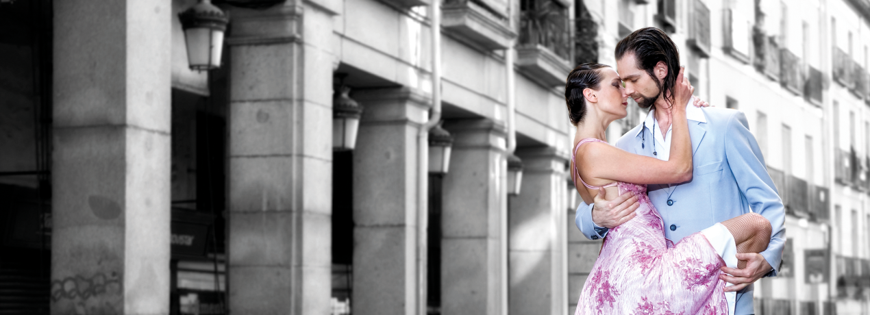 Clases de tango y exhibición