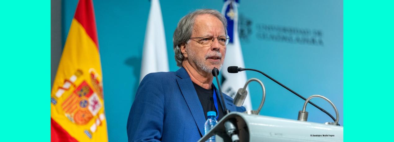 Mia Couto, ganador del Premio FIL de Literatura en Lenguas Romances 2024, dialoga con Mercedes Monmany 